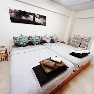  Apartment Shinosaka Station Gateway: Quick Access To Kansai & Attractions